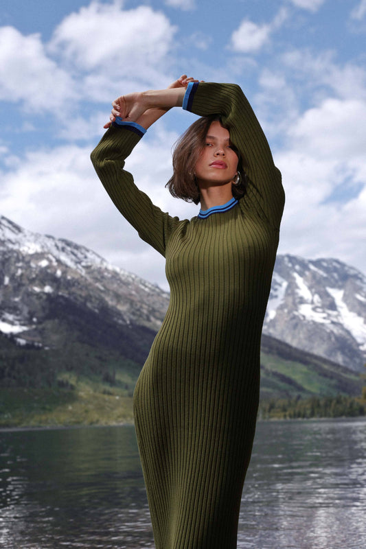 Contrast Trim Maxi Sweater Dress: Ivy Fern