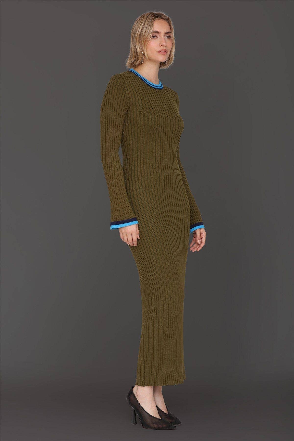 Contrast Trim Maxi Sweater Dress: Ivy Fern
